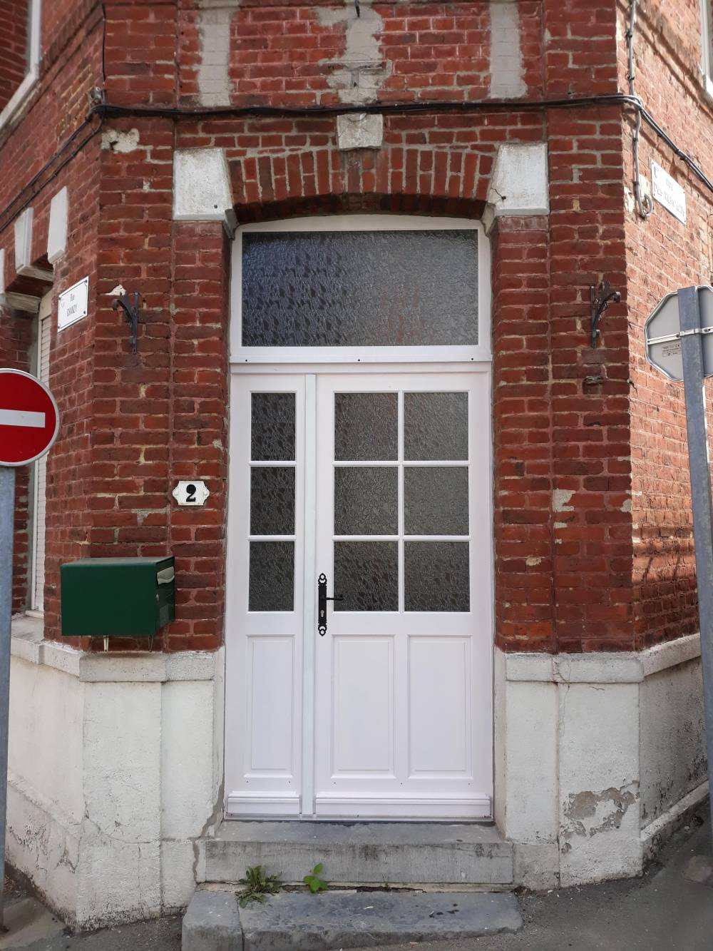 Porte d'entrée bois cambrai 